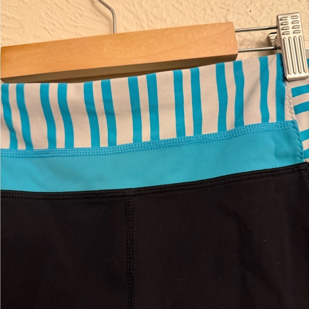lululemon athletica Run fast track Shorts - Picture 9 of 9